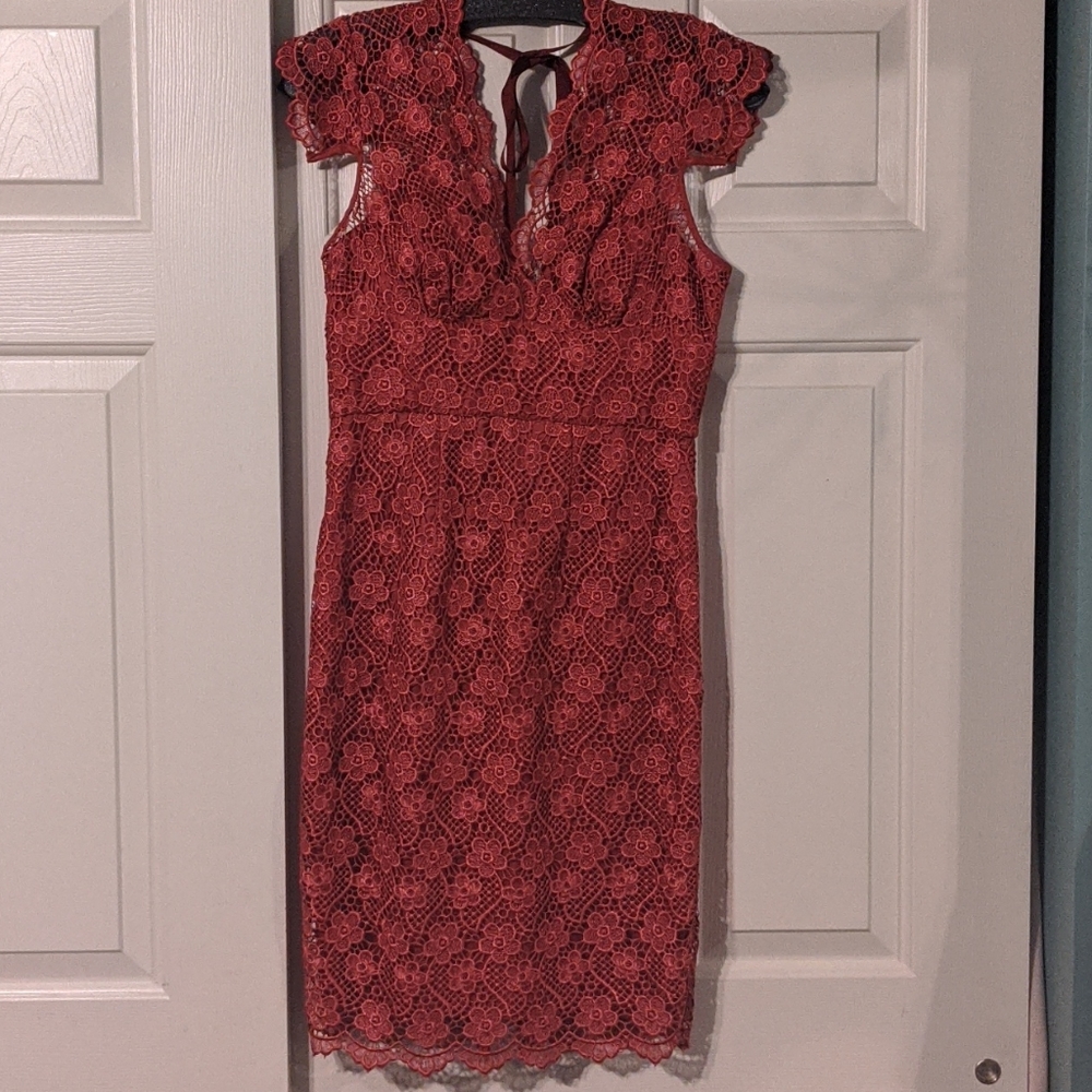 Pink red lacy dress